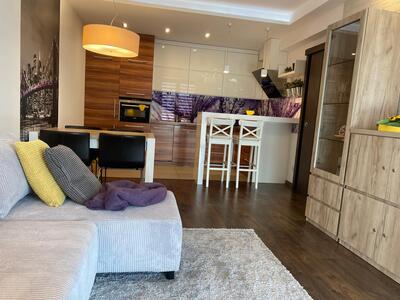 Salon 24
